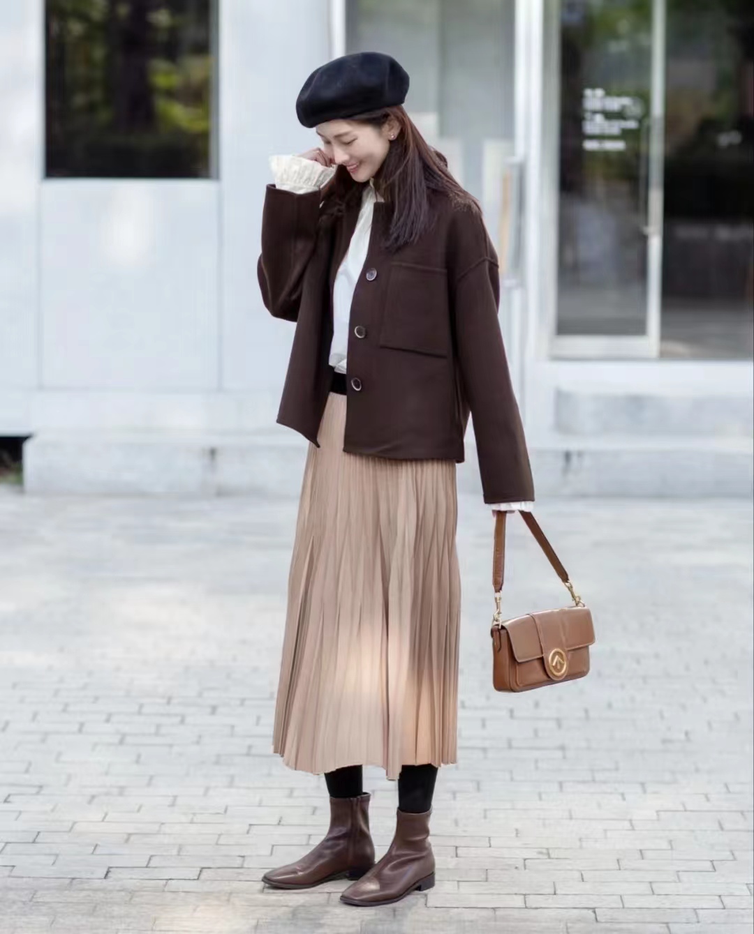 驼色浴袍大衣怎么搭配更高级,大衣棉服驼色穿搭女秋冬