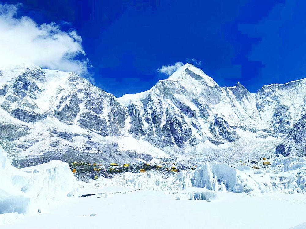 珠峰救人现场视频完整版,珠峰救人事件刘女士原视频