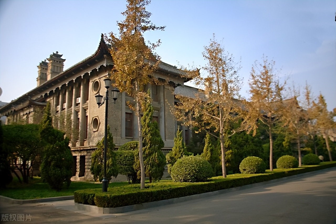 河南最好的大学排行榜前十名,河南省大学排名前十名专业