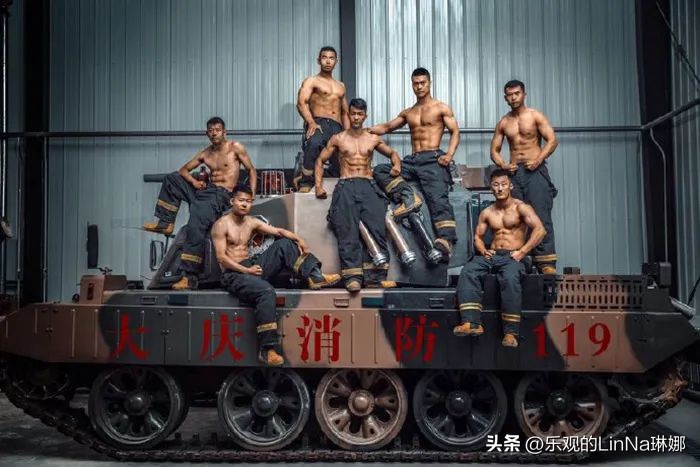 性感比基尼挂历被骂,椰树椰汁又做错了?