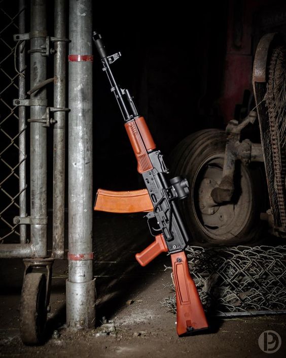 ak-47有没有缺点,ak-47有多难压