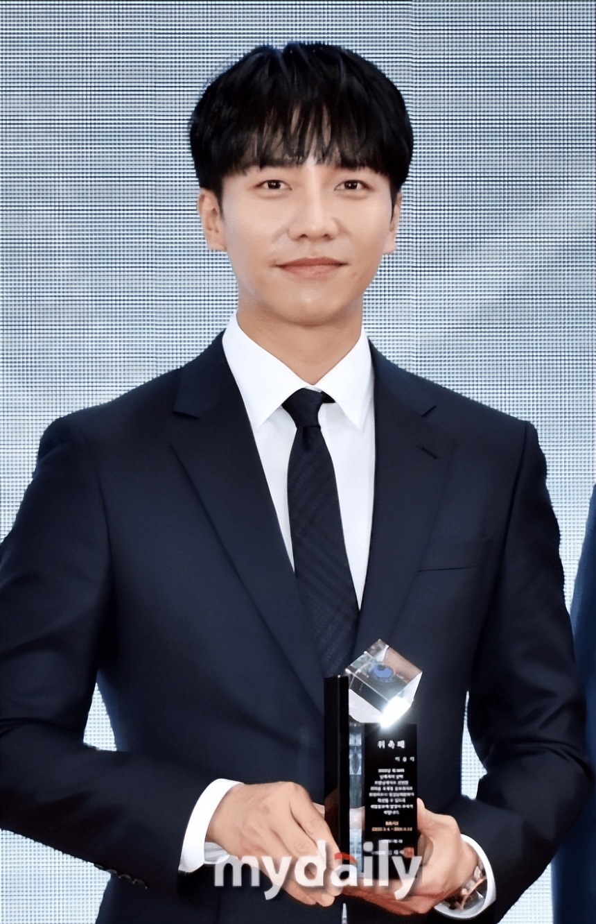 李胜基最新消息,李胜基捐款