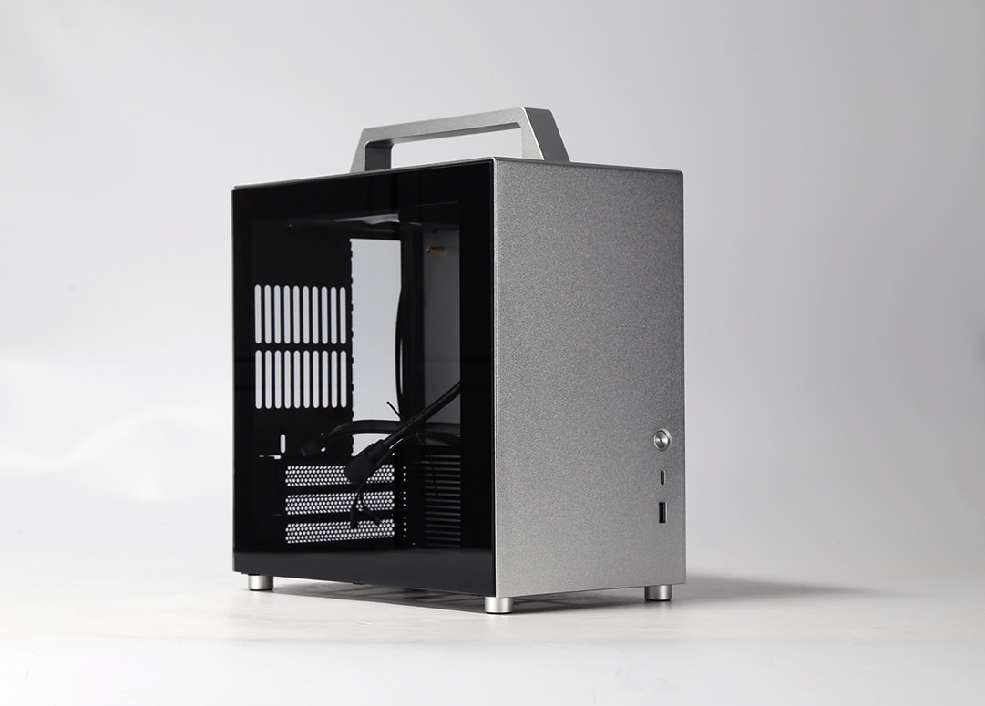 乔思伯新款itx机箱,乔思伯t8itx机箱该怎么配