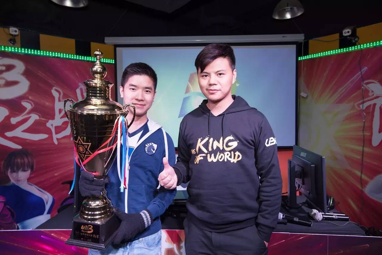 小孩拿拳皇98世界冠军,拳皇97小孩世界冠军总决赛