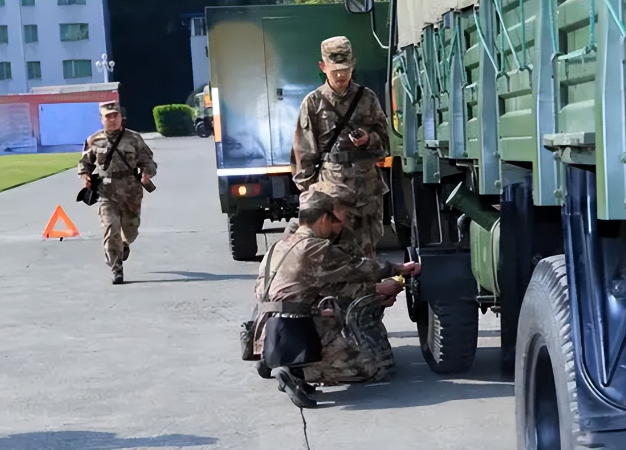 军队文职技术岗流程,军队文职管理岗本科怎样选岗