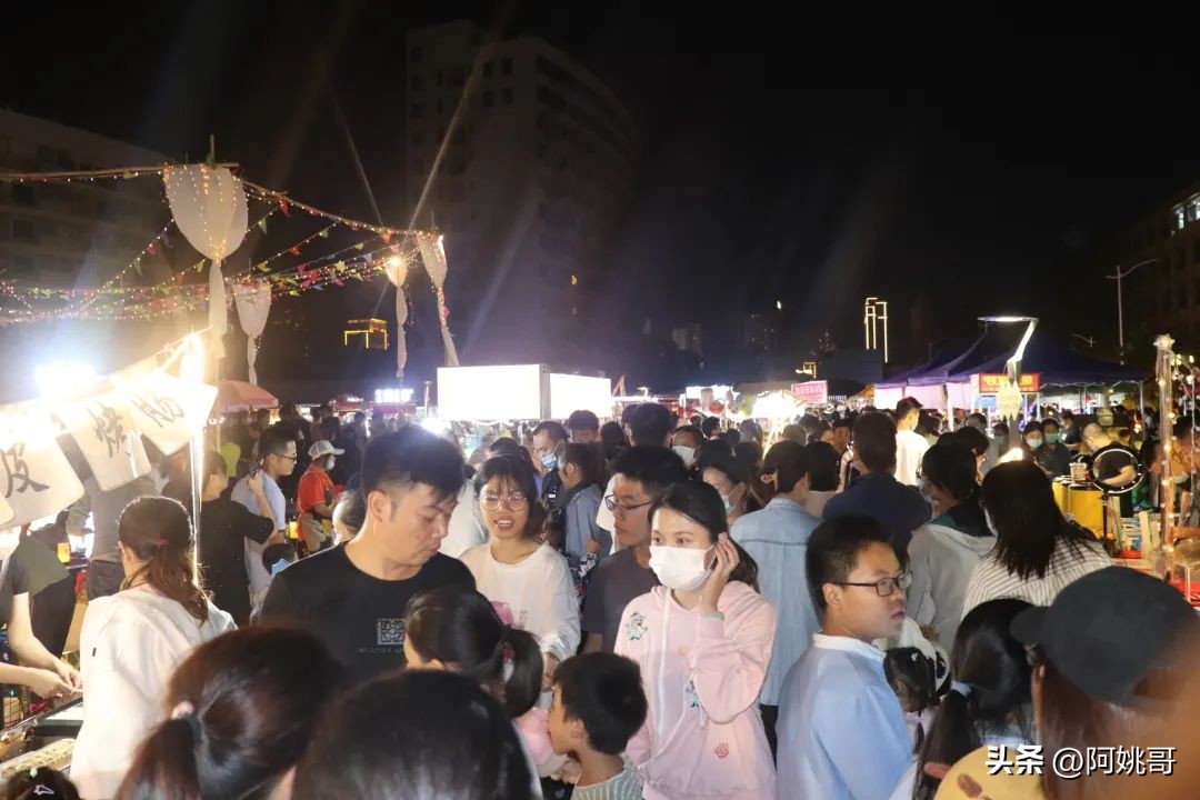 贵港三大夜市,贵港夜市摆摊最新信息