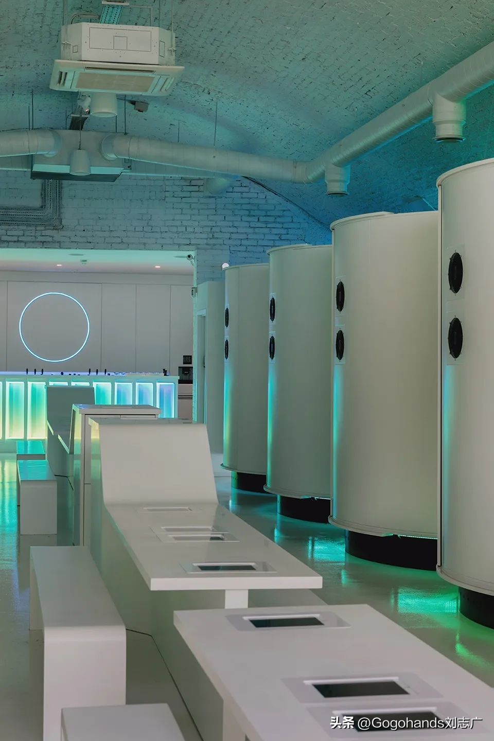 元宇宙游戏用什么玩,元宇宙游戏可以玩吗