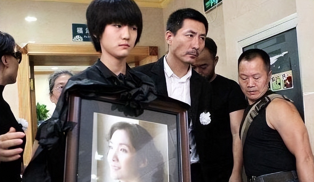 神探狄仁杰2010版演员,神探狄仁杰17年后演员对比