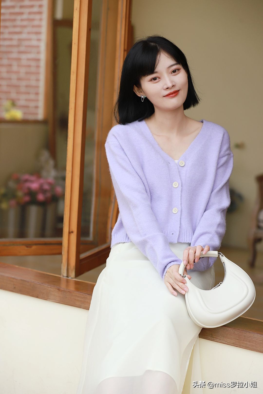 小个子雪纺v领上衣质感,女生穿搭ins高级质感上衣