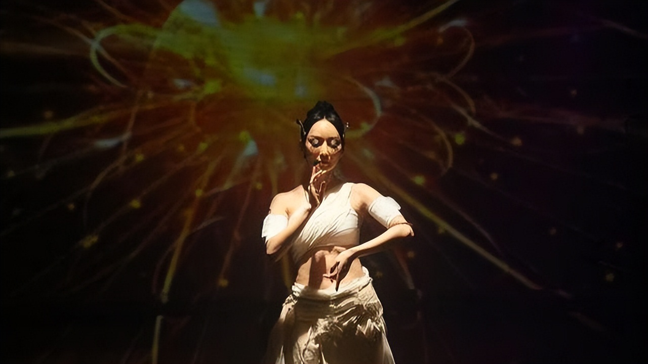 萨顶顶周鹏电音,萨顶顶周鹏唱腔