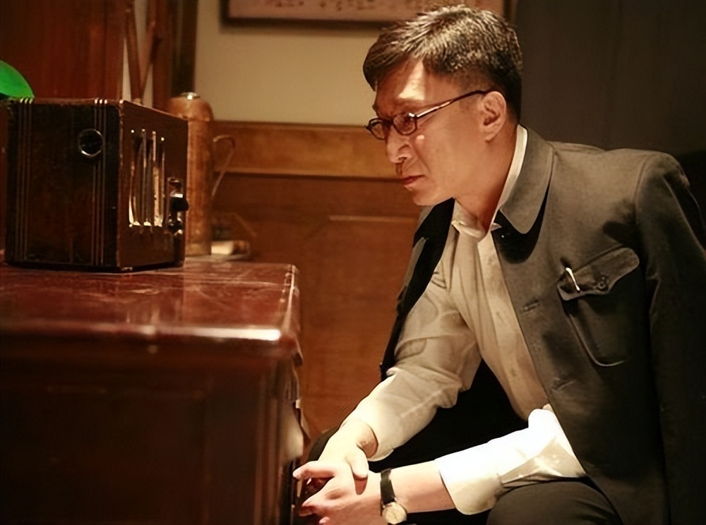 余则成原型潜伏了多少年,余则成潜伏台湾后到晚年结果怎样