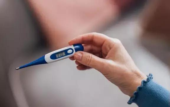 为何胖的人身体容易发热,为什么胖导致热