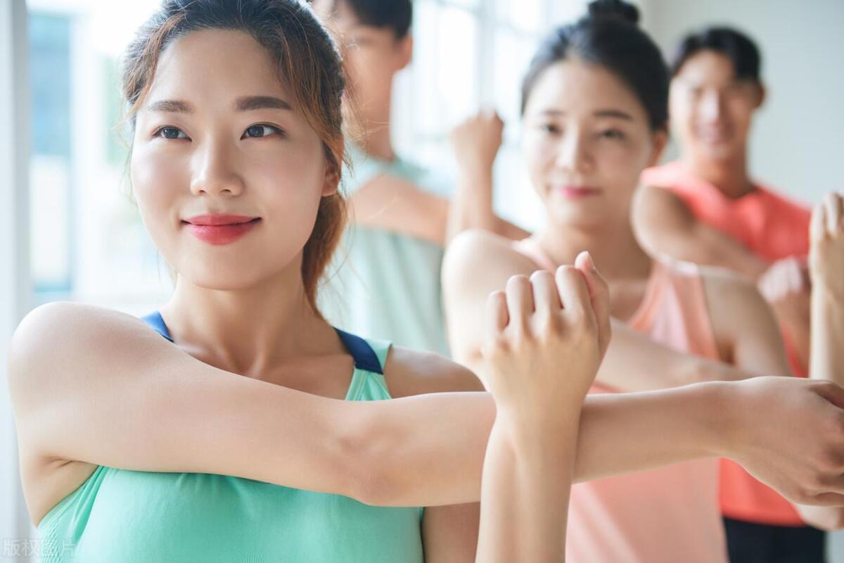 苹果手机相机亮度设置,手机相机怎么调曝光度和饱和度