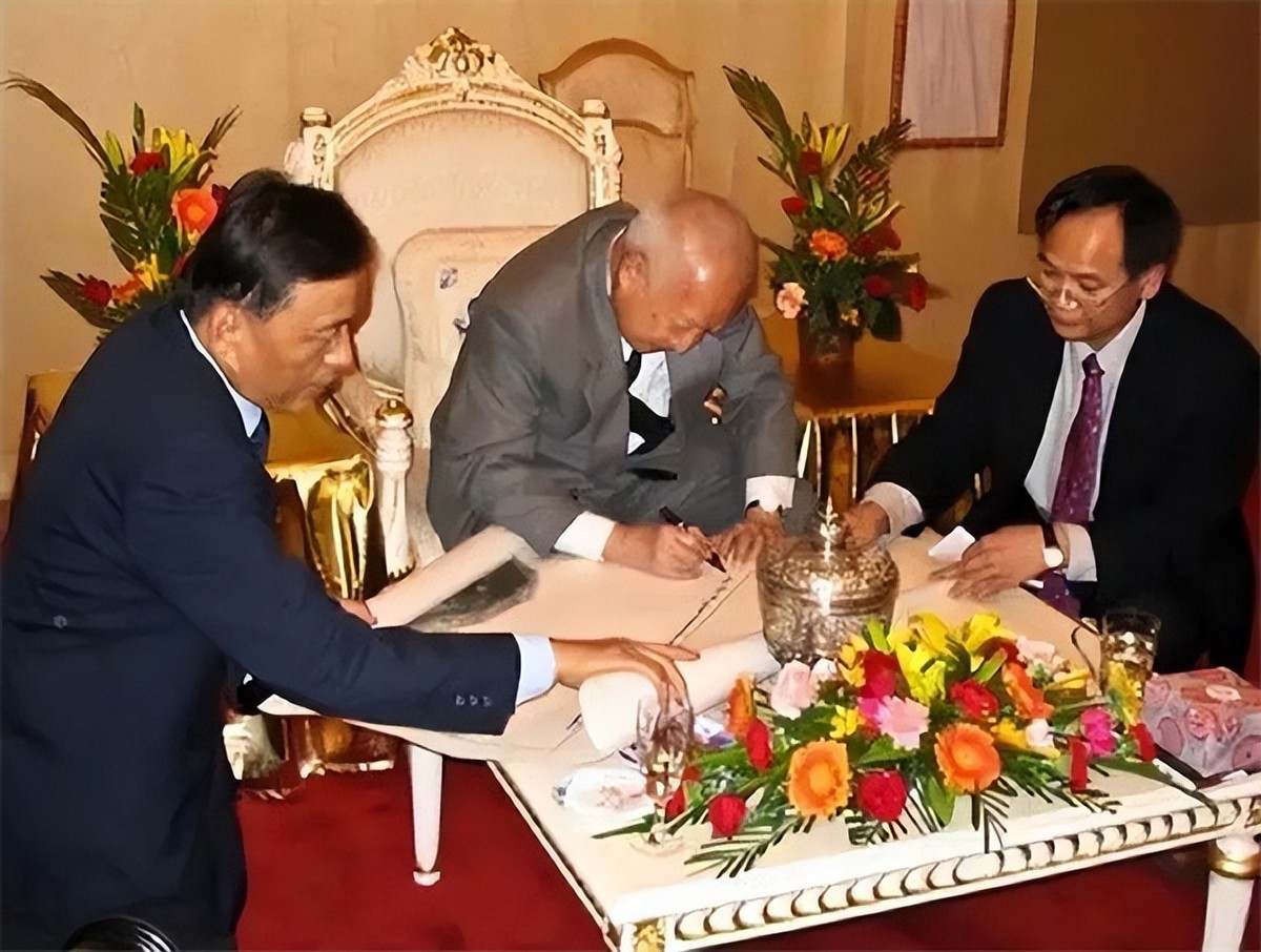 西哈努克流亡柬埔寨,中国看重西哈努克的真正原因