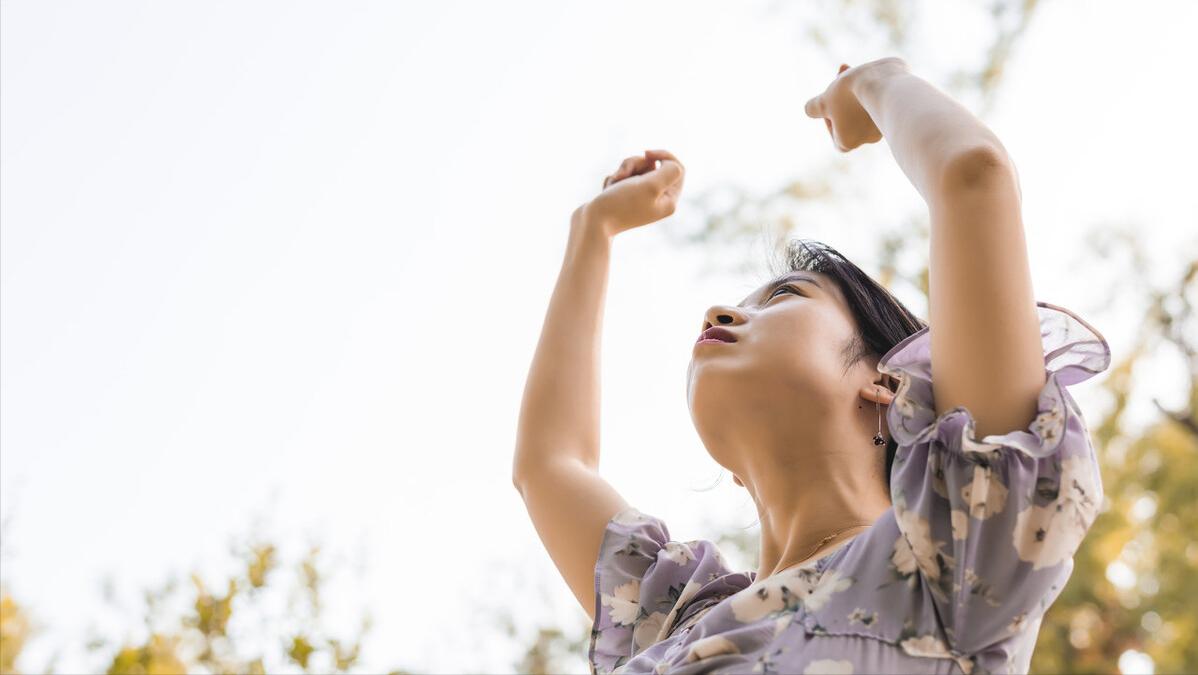 亲戚是势利眼该怎么处理,势利眼的亲戚让人寒心