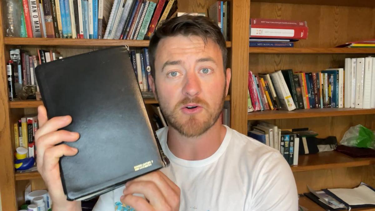 美国大学学费为什么那么贵,美国大学教材很厚