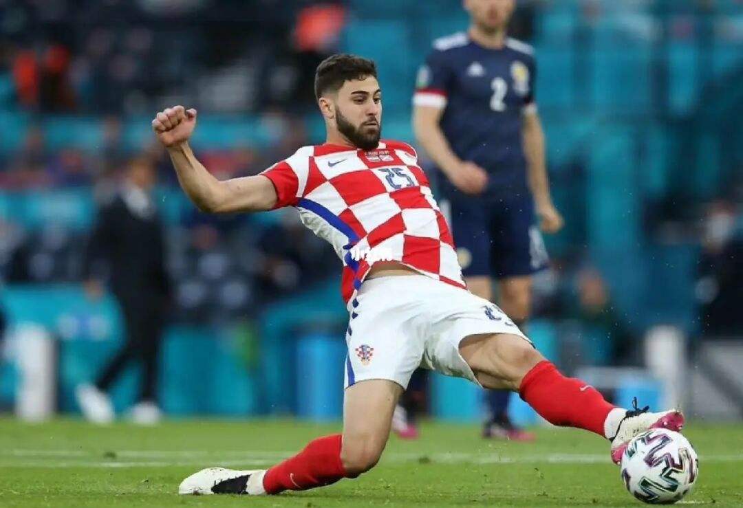 1亿欧元！曼城将拿下第一后卫，世界最强防线！