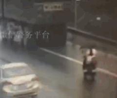 拆除遮阳篷专项整治工作,整治电动车雨棚拆除