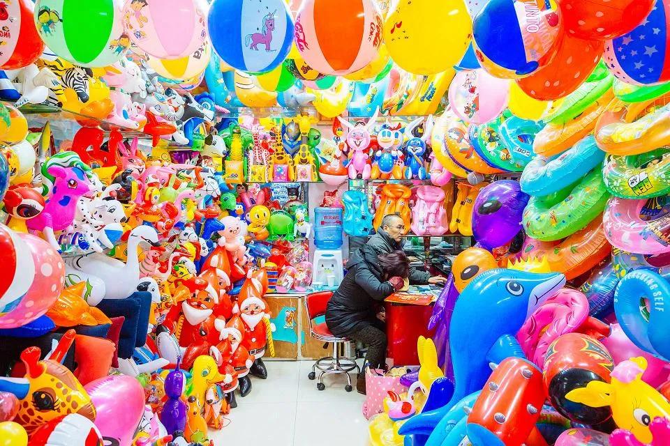 荆州义乌小商品城现状,义乌中国小商品城第三代市场