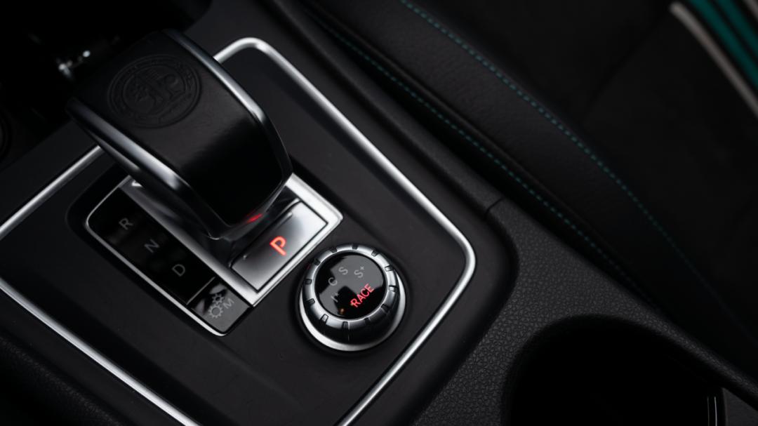 amg车队衣服,amg车队的衣服