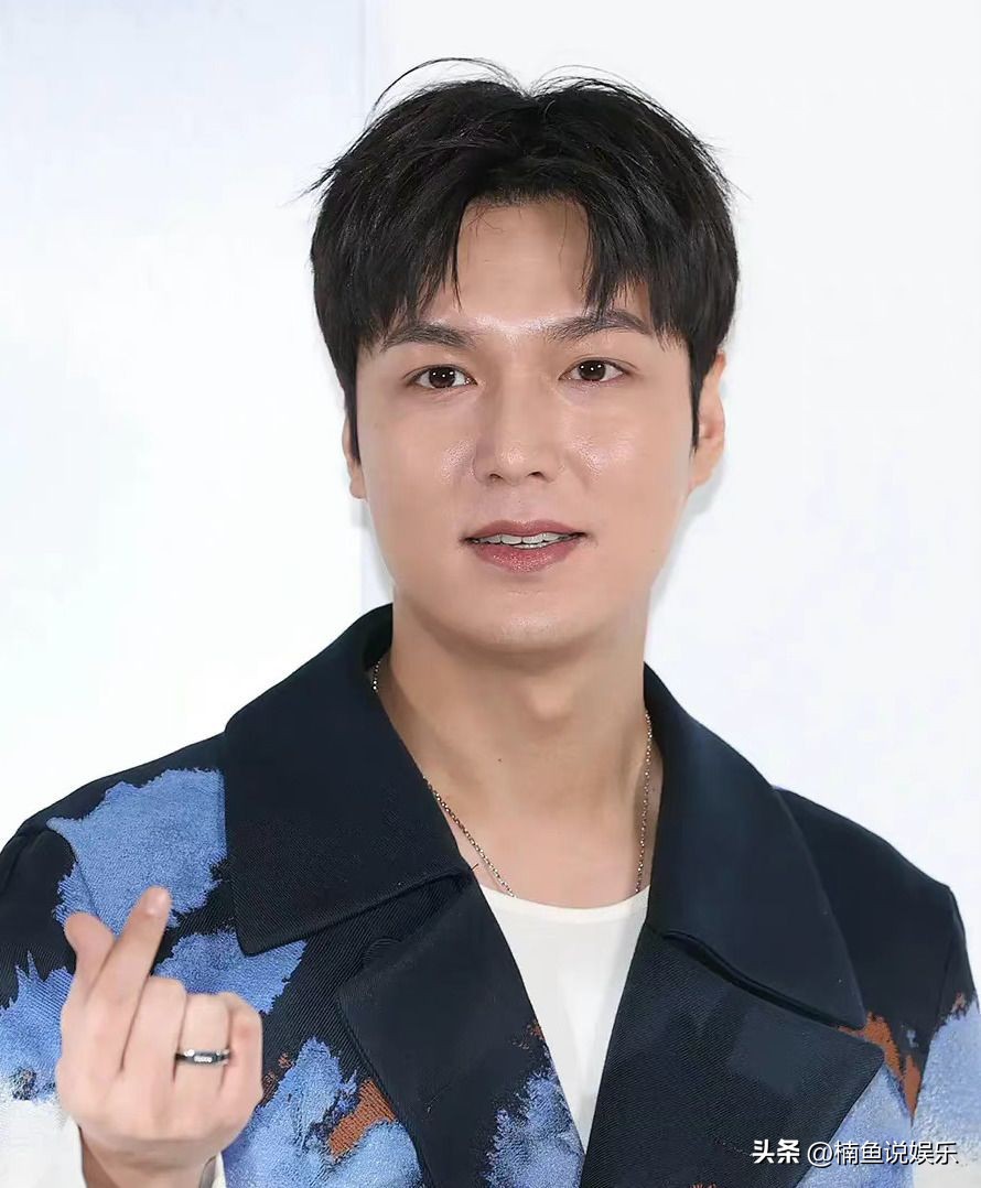 李敏镐怎么也肿了？35岁满脸油光尽显富态，韩剧男主天花板也老了