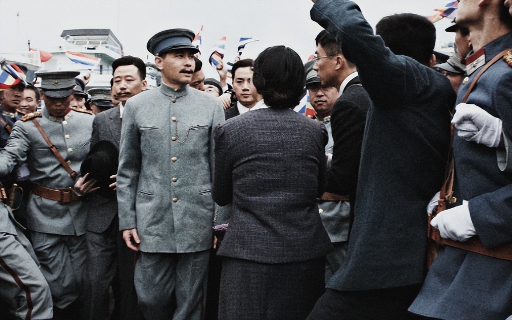 中国现代史是从什么时候开始的呢？什么是中国历史的伟大转折点？