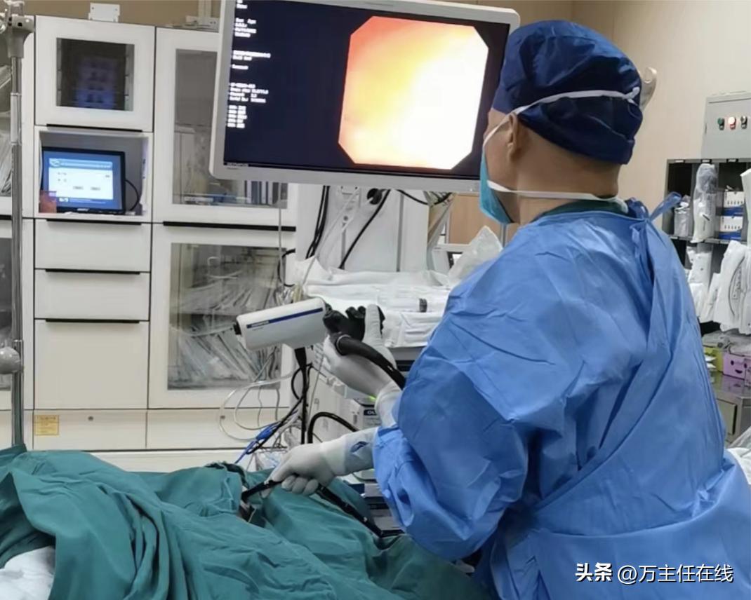 上海第一人民医院消化科主任万荣,上海市儿童医学中心消化科