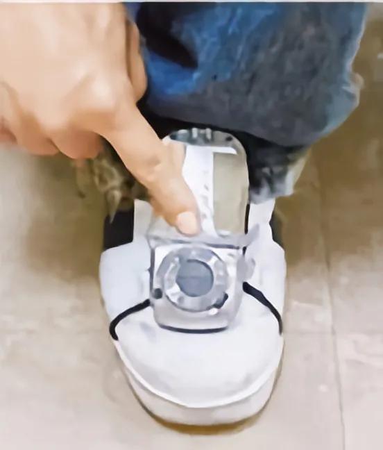 *拍偷**美女自拍如何防止无处不在的*拍偷**，尤其是女性*拍偷**