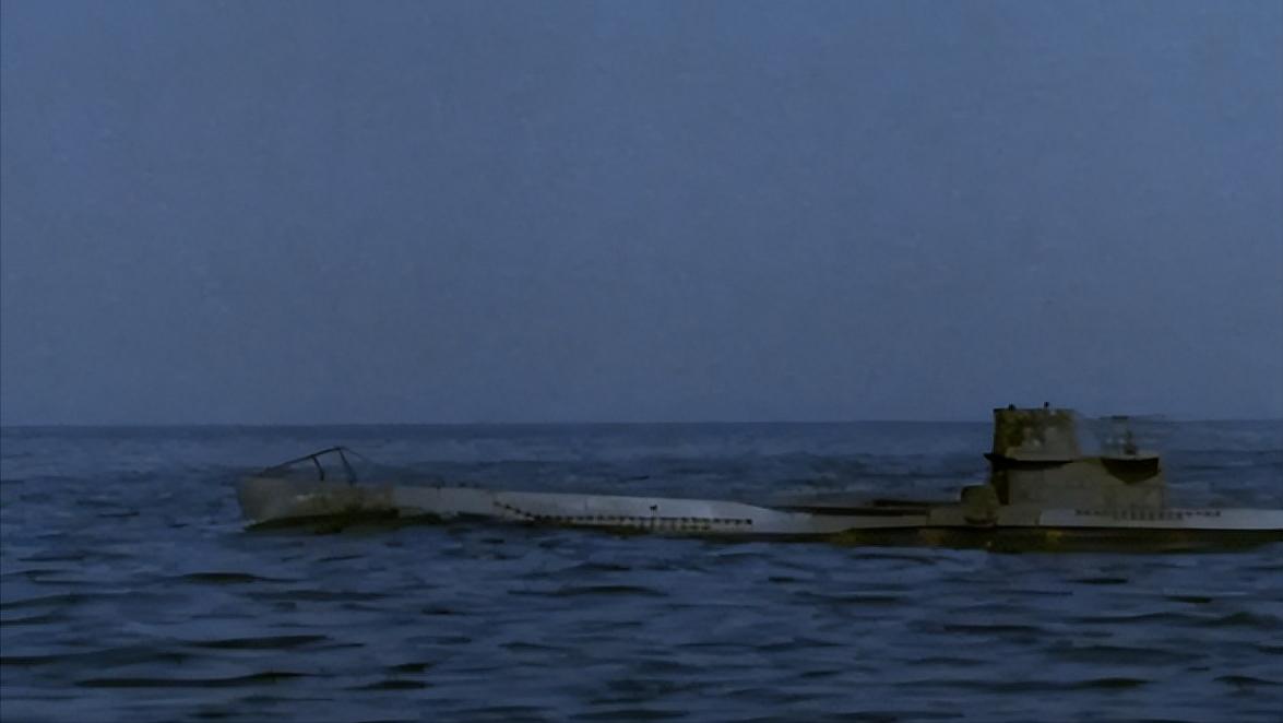 电影《从海底出击》，德潜艇乘员的经历，激发对和平怎样的追求？