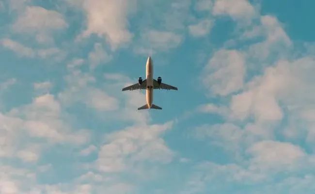 英国150所大学罢工名单,大使馆回应英国留学生包机