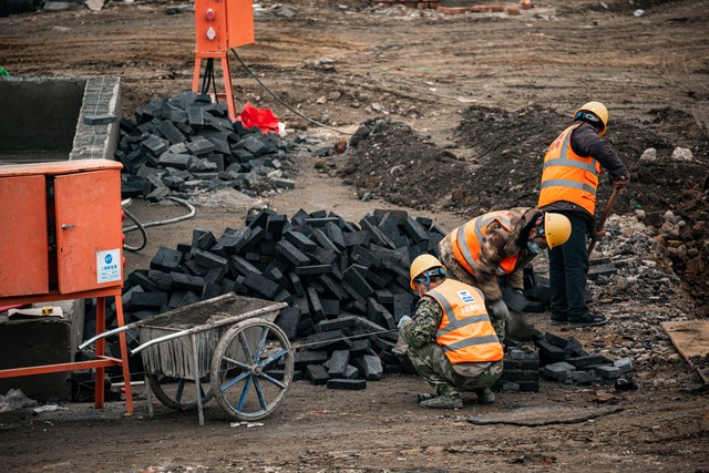 开劳务公司能赚钱吗,建筑劳务赚钱吗