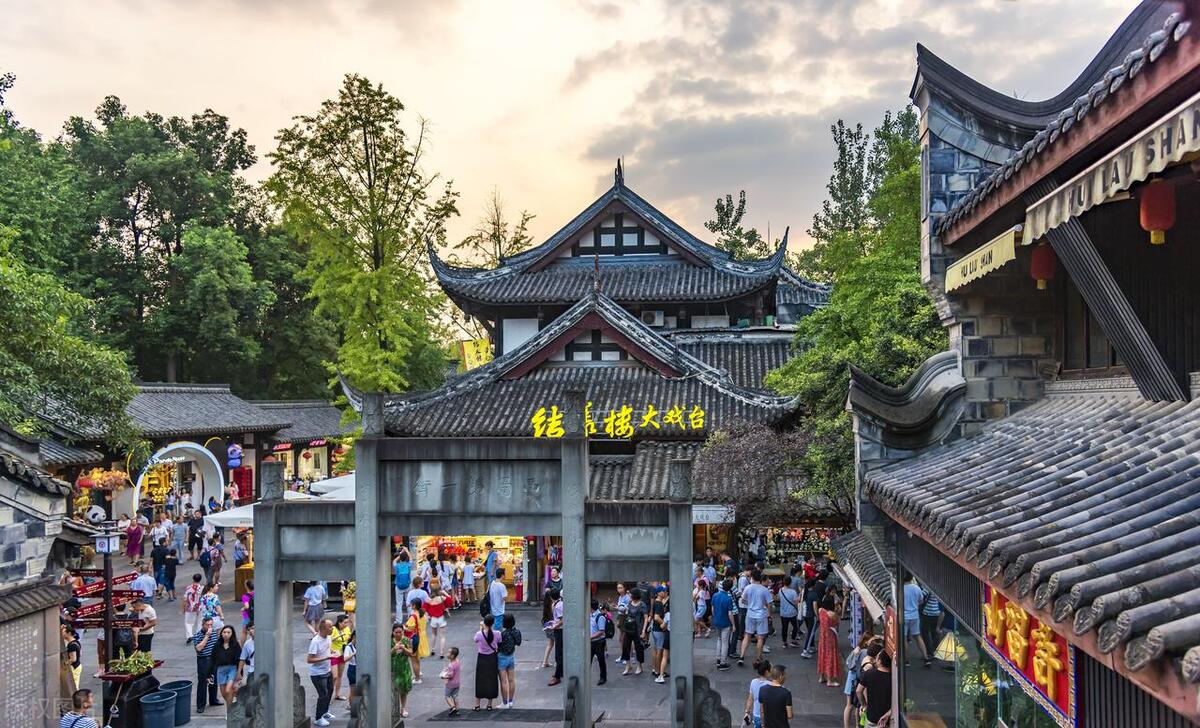 成都必去十大景点自驾,成都必去十大景点推荐