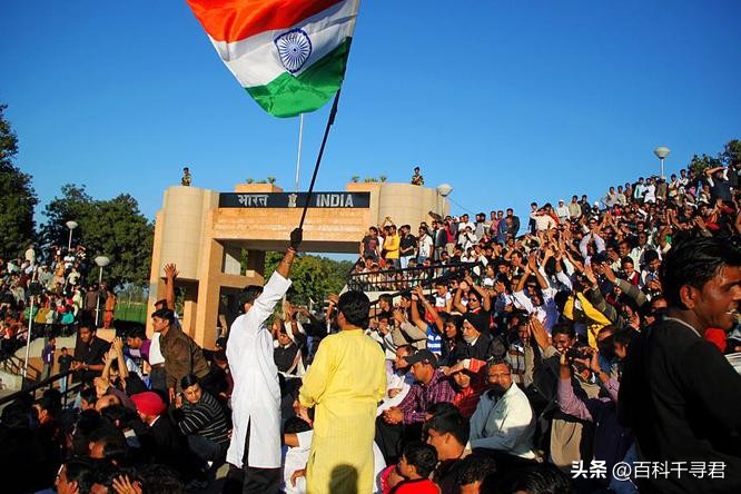 印度人口结构为什么这么好,印度人口过多面临的人口问题