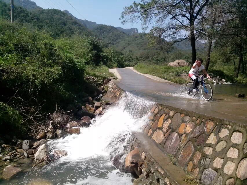 驻马店遂平县凤鸣谷景区地址,遂平凤鸣谷介绍
