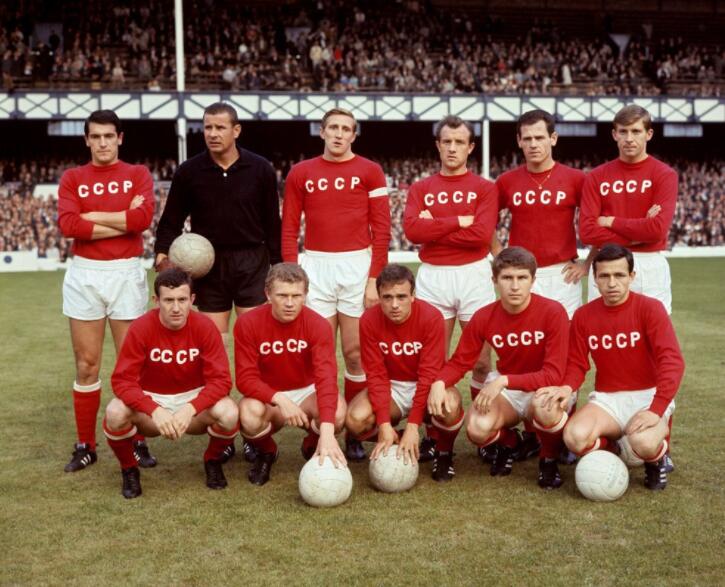 世界杯最新赛程8强球队,世界杯史上最强的五支球队都有谁