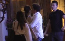 刘亦菲杨采钰比较 (刘亦菲陈金飞杨采钰微博)