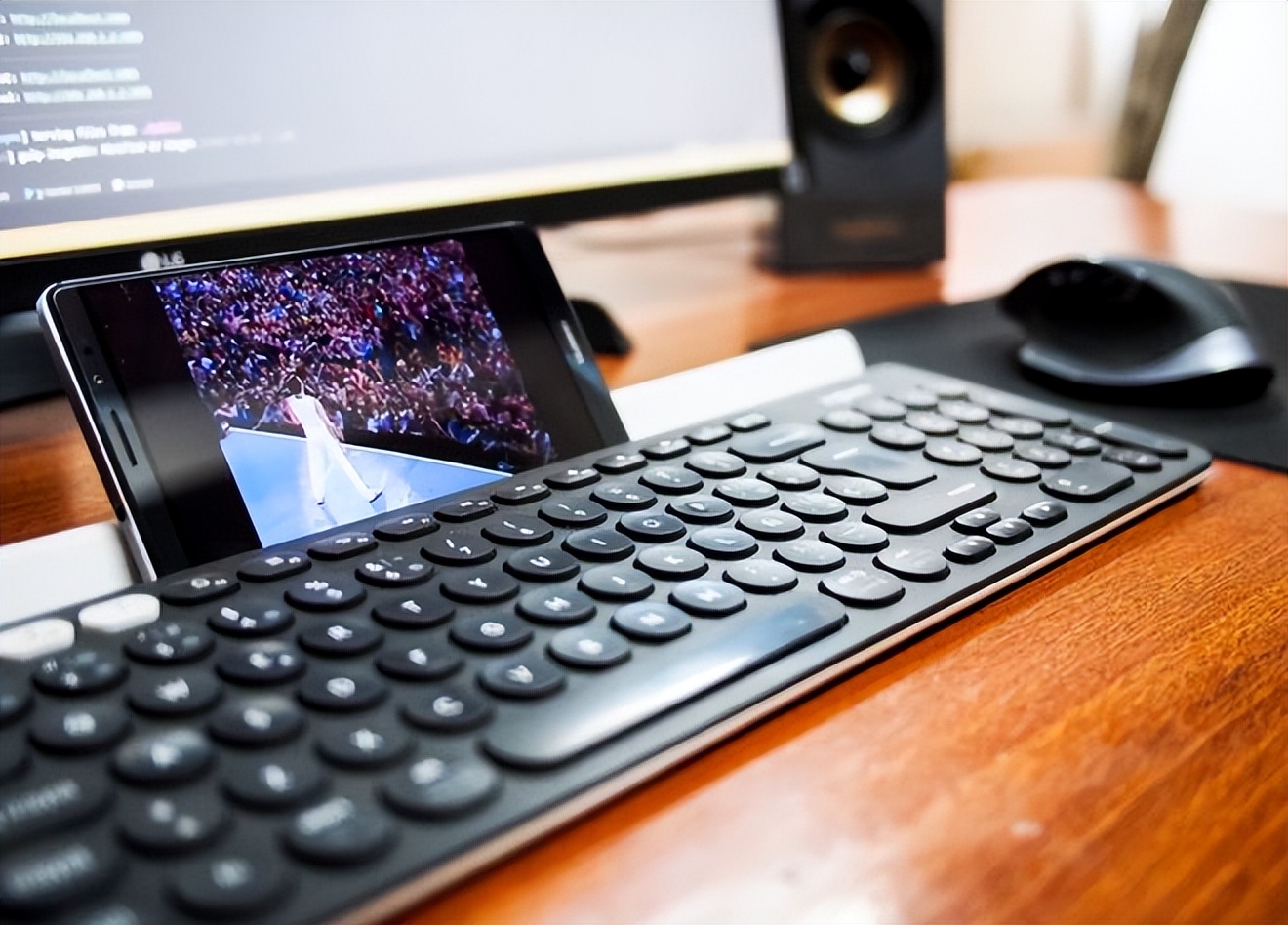 腾讯“瘦身”，日赚3亿