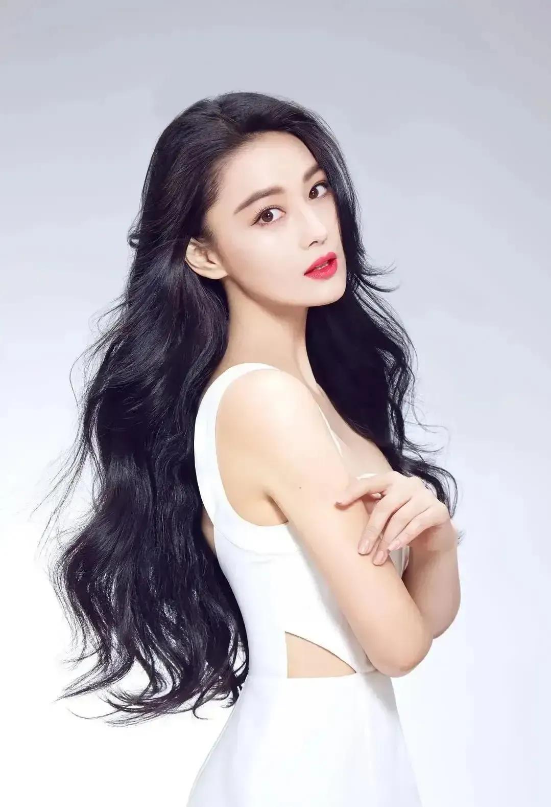 张馨予发文吐槽某女装品牌,张馨予吐槽女装尺码小视频