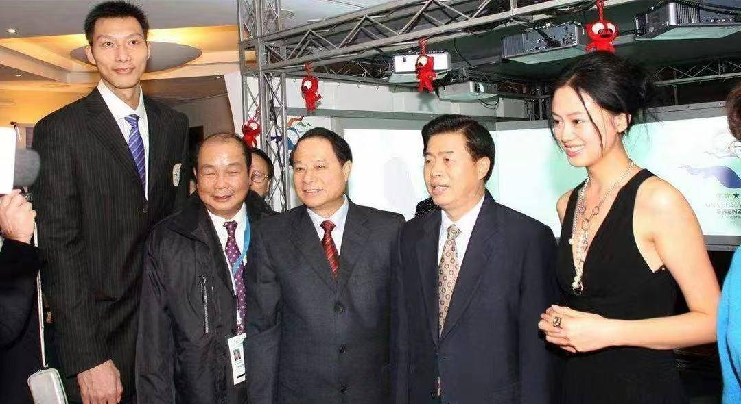 体操女神戴菲菲,菲菲绯闻事件