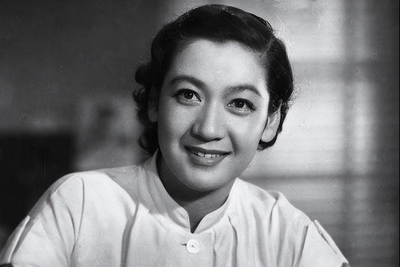 昭和女神谁被送给麦克阿瑟,日本送给麦克阿瑟的女人