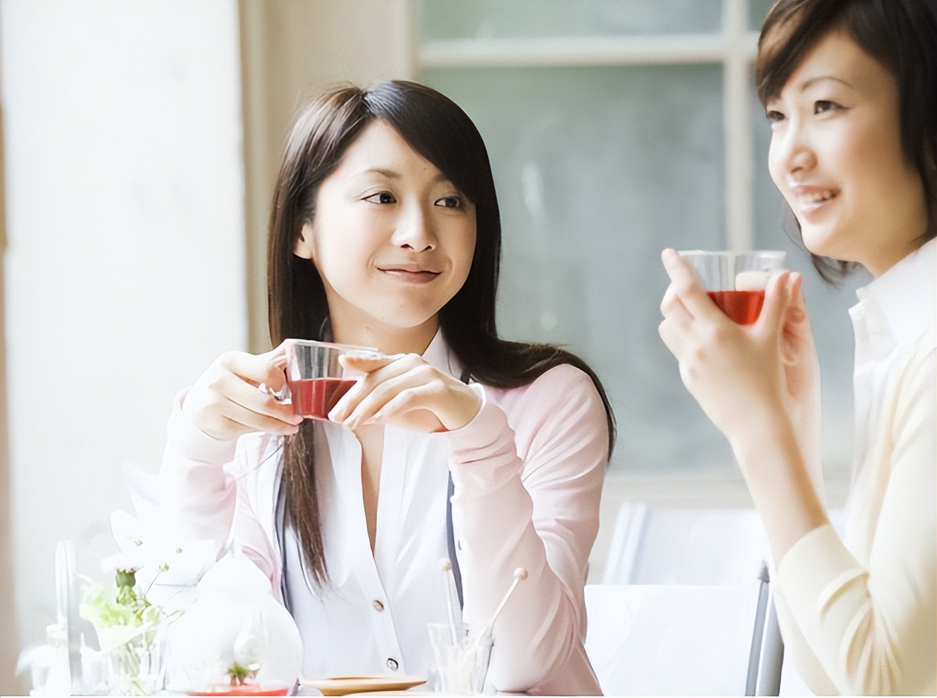 更年期的女人喝什么样的养生茶,更年期女性适合长期喝的茶