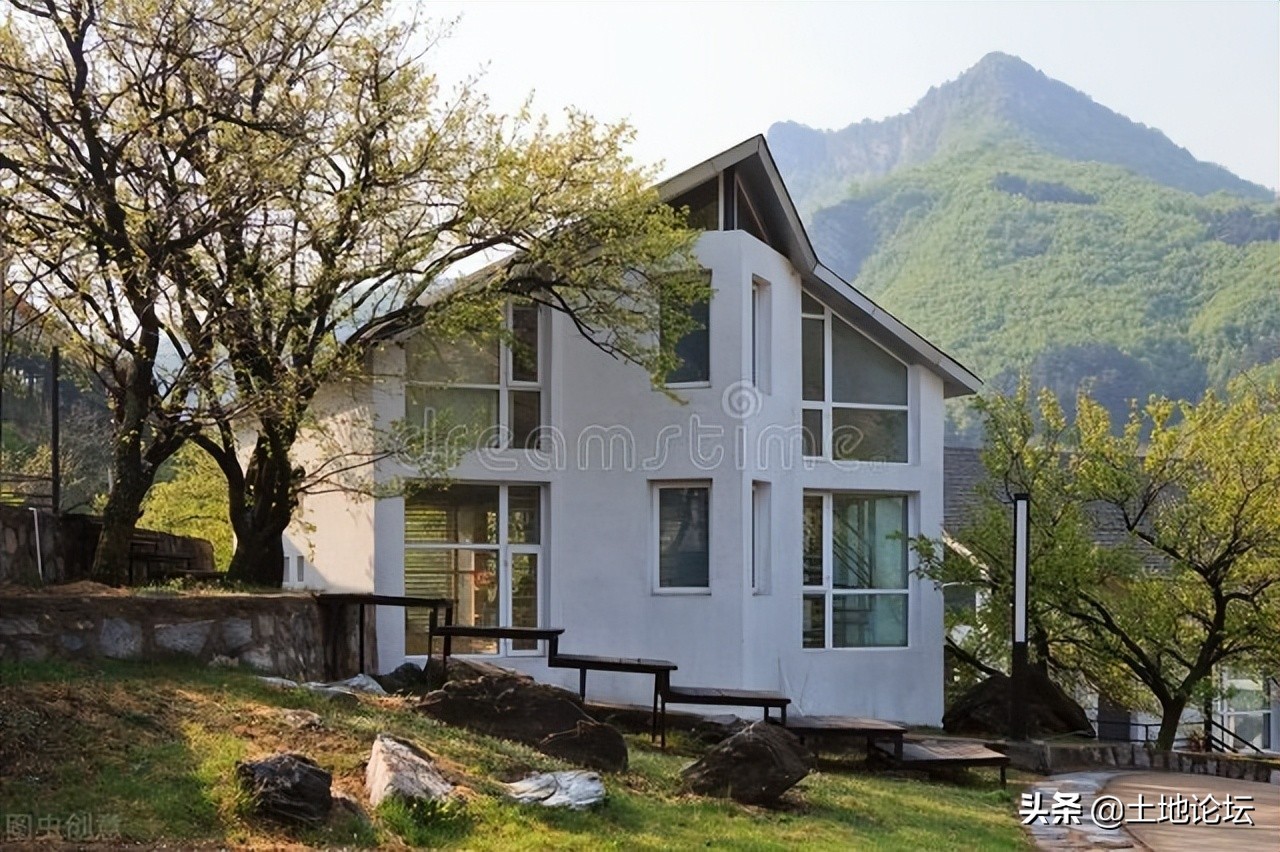 农村建别墅包工包料多少钱一平,农村别墅施工多少钱一平米