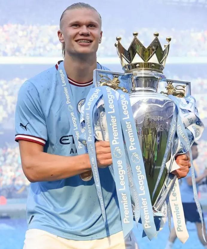 哈兰德会不会成为下一个c罗,哈兰德23岁能比肩c罗吗