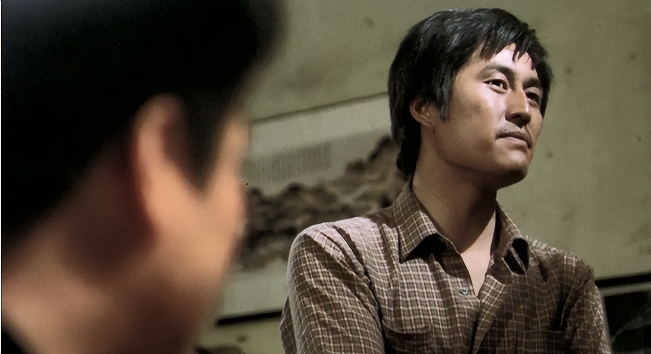 年轻和成龙、周星驰演戏，老了隐居河北农村，68的林威活的太飒了