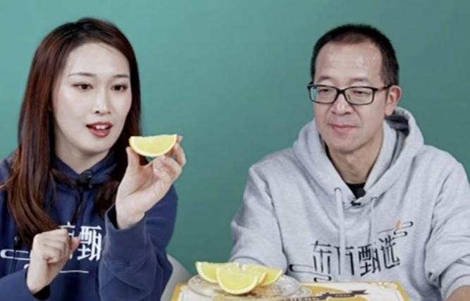 董宇辉深夜直播吸粉无数,董宇辉一场直播粉丝增了上百万