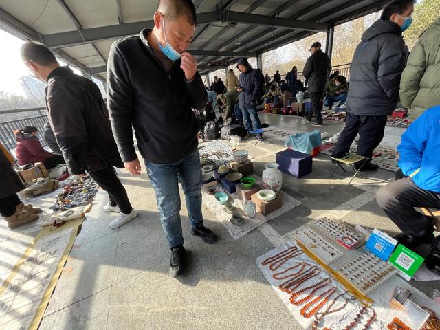 古玩市场老物件老瓷器,古玩市场买老瓷器