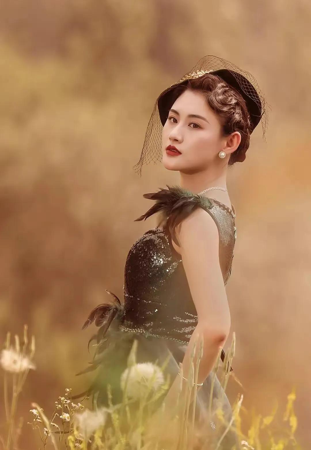 走在乡间的小路上,走在乡间的小路上口哨版