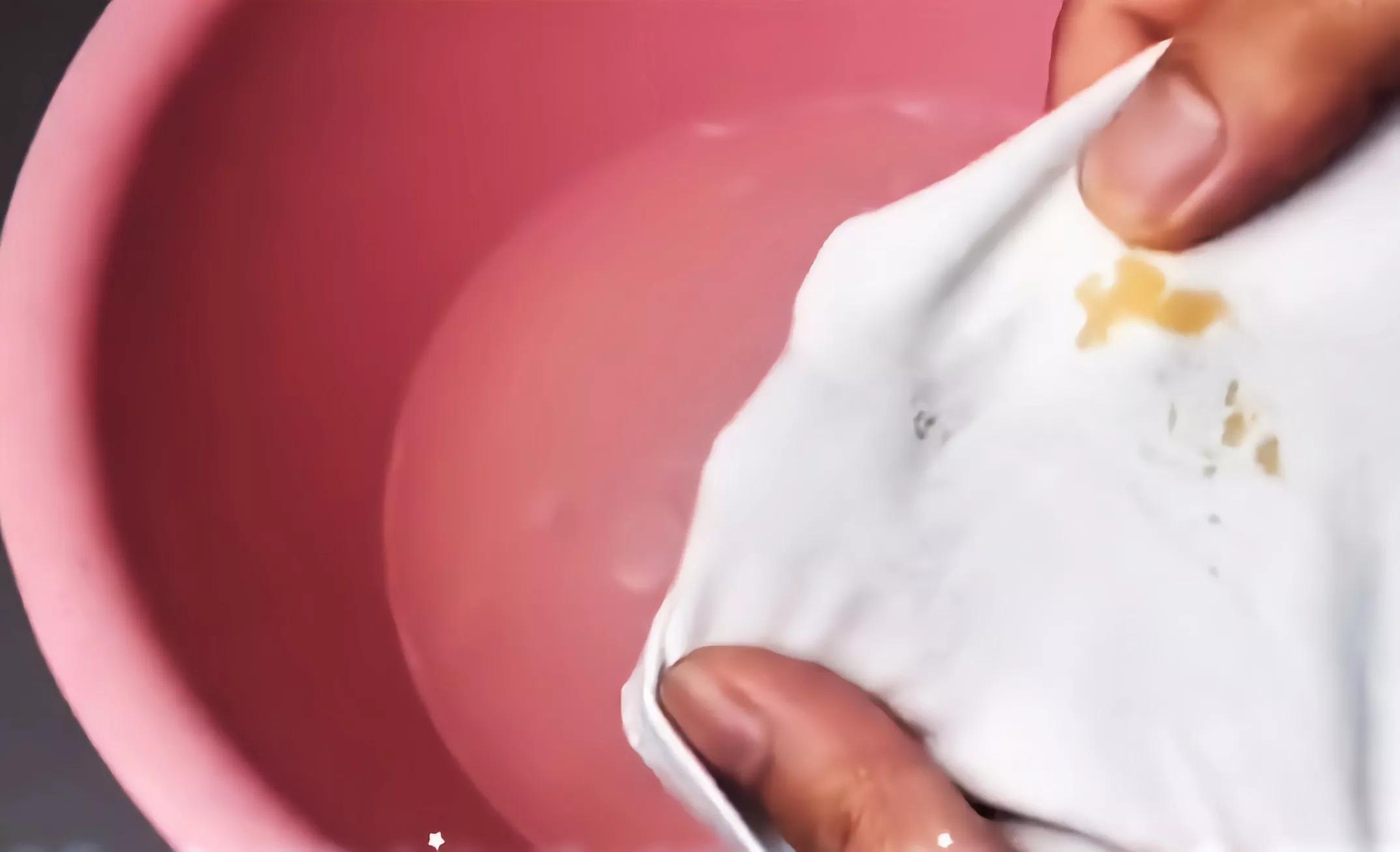 只用小苏打和白醋做胶水,不用小苏打光用牙膏做胶水