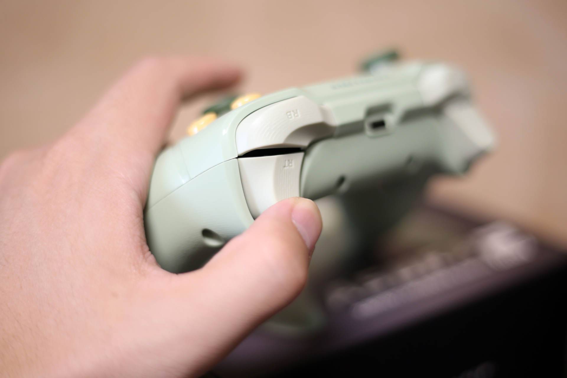 北通游戏手柄支持极速巅峰吗,可调节灵敏度的北通游戏手柄