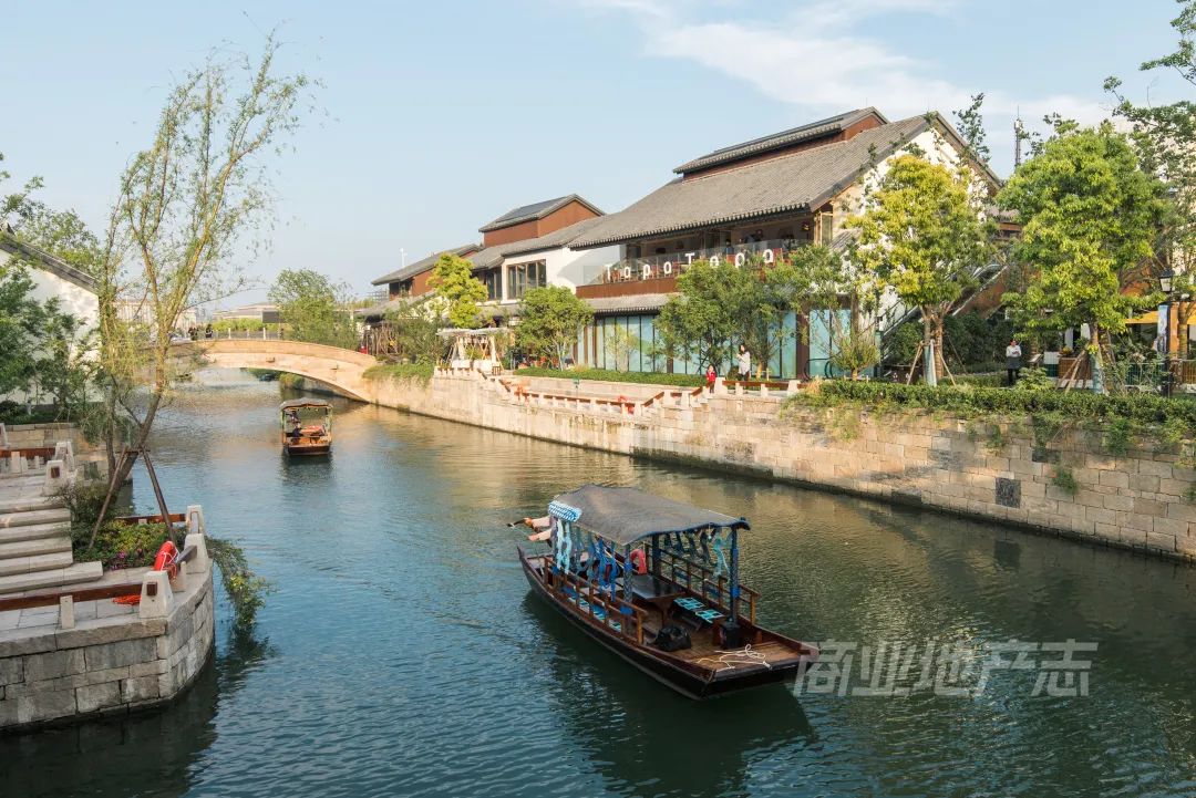 CRR百图斩｜公园里的新天地：上海蟠龙天地